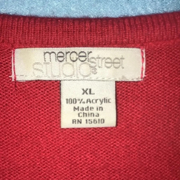 𝅺MERCER Street Studio long sleeve floral embellished soft red sweater size XL - Picture 4 of 8